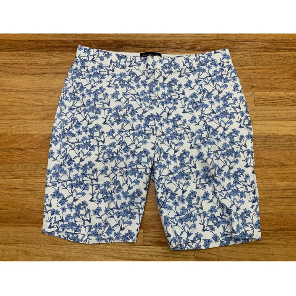 Banana Republic Women's Blue Floral Print Stretch Cotton Shorts Size 6 White